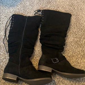 Black knee high fashion boots- HOST PICK!!